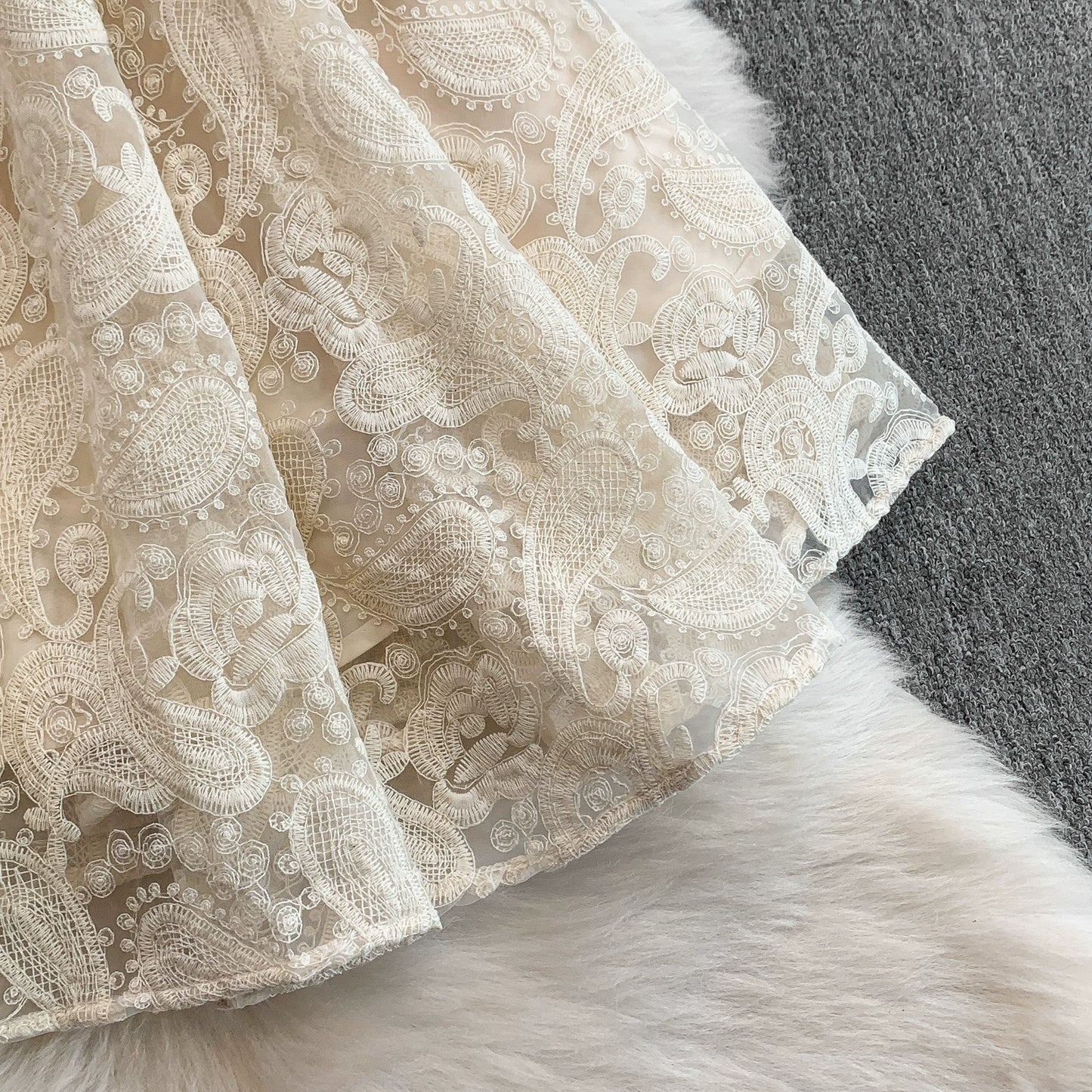 Aliona Dress
