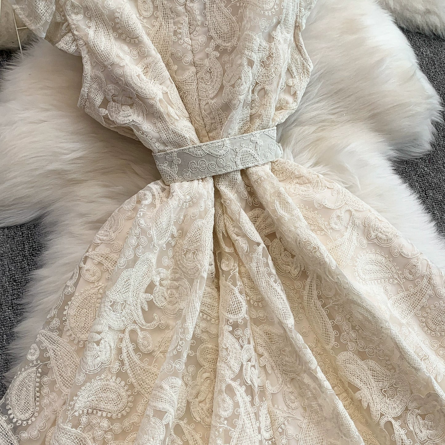 Aliona Dress