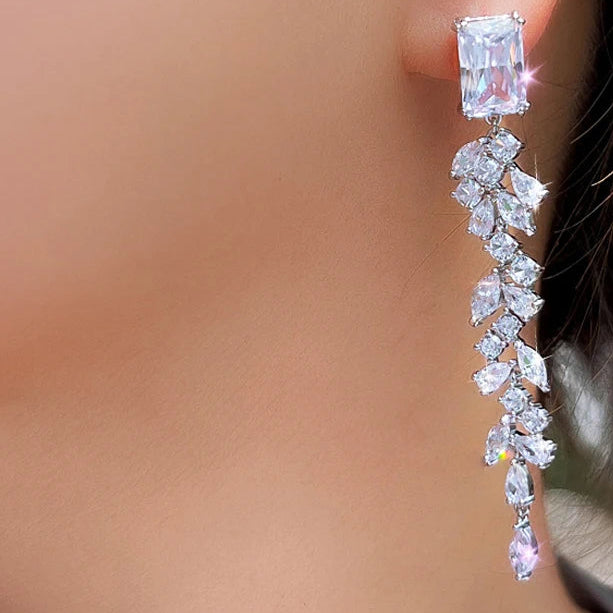 Teodora Earrings 2 Colors